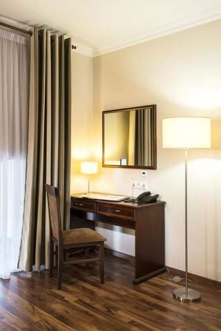 Отель Greguar Hotel Киев Апартаменты с 1 спальней-2