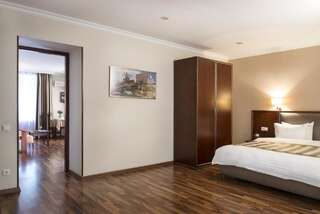 Отель Greguar Hotel Киев Апартаменты с 1 спальней-6