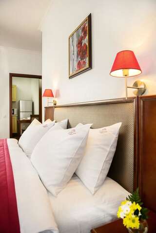 Отель Greguar Hotel Киев Люкс-6