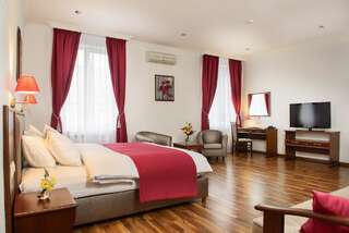 Отель Greguar Hotel Киев Люкс-4